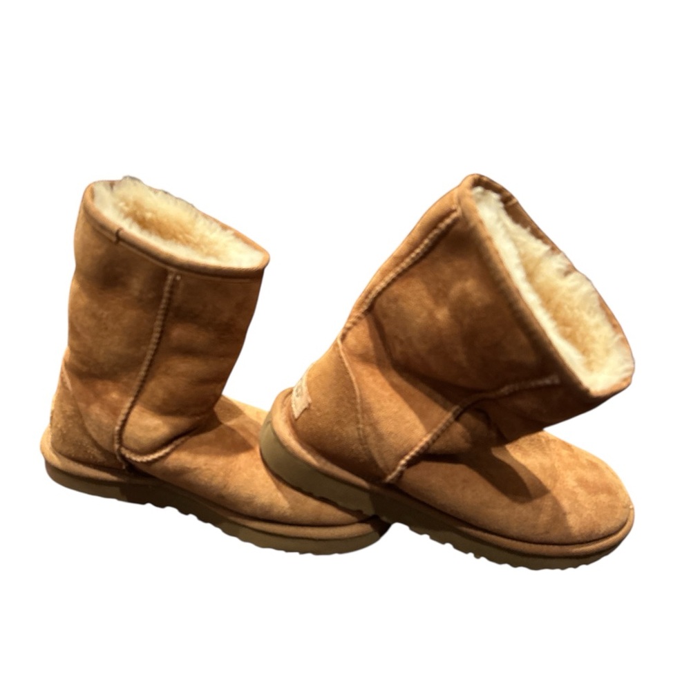 UGG Classic Short